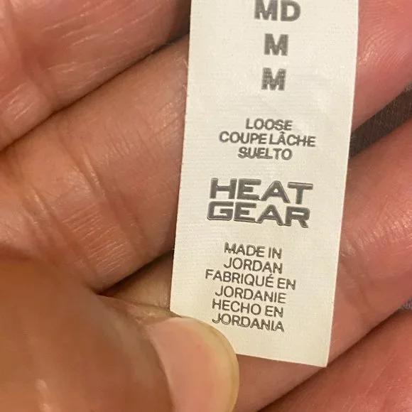 Under Armour Women's WhisperLight Purple Long Sleeve Top Size M - Picture 6 of 8